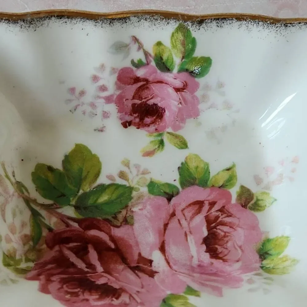 Vintage floral trays pin jewelry display American beauty Royal Albert bone china